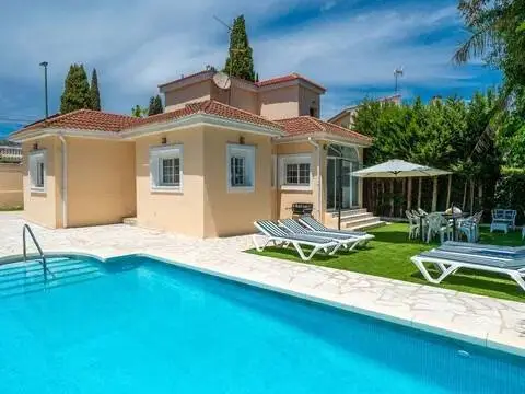 Chalet en calle Palacio Valdés