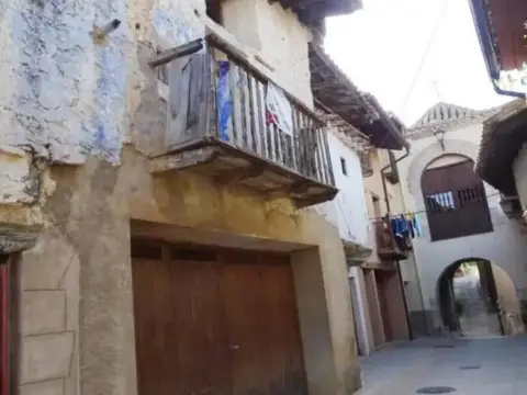 Chalet en Penarroya De Tastavins Centro Urbano