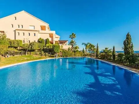 Piso en Los Naranjos-Las Brisas