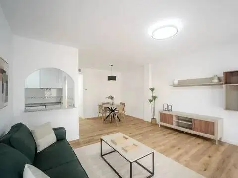 Piso en calle Avenida Luis Siret, 66