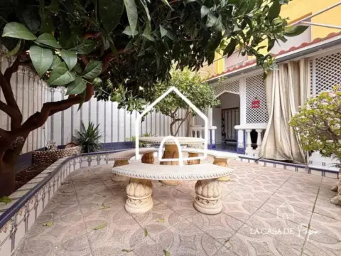 Chalet en Viladecans