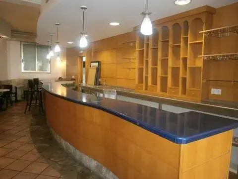 Local comercial en Universidad