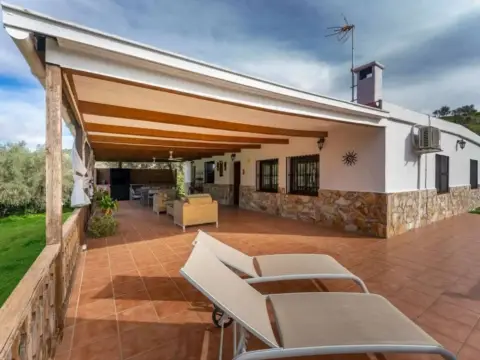 Casa rústica en Monda
