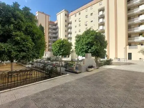 Piso en Avenida de las Ciencias-Emilio Lemos