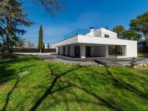 Chalet en Las Lomas