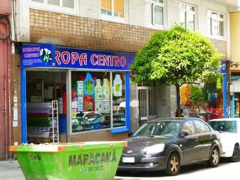 Local comercial en Os Mallos-A Falperra