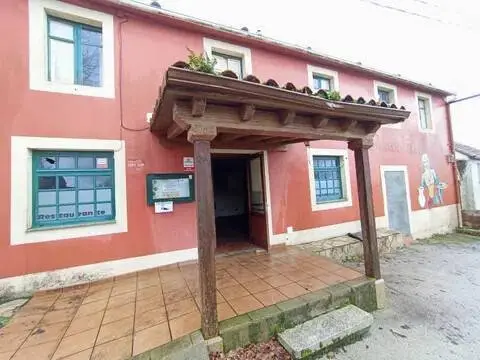 Chalet en El Feal-Xuvia