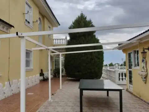 Chalet en Crevillent