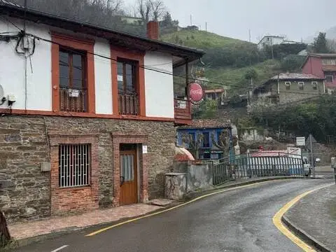 Chalet en Parroquias Rurales