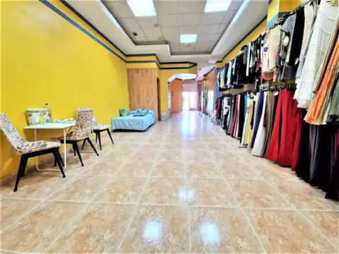 Local comercial en Lorca