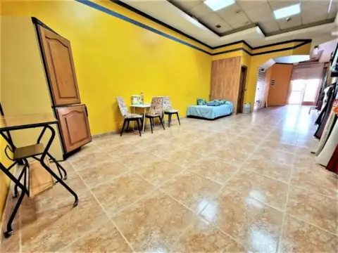 Local comercial en Lorca