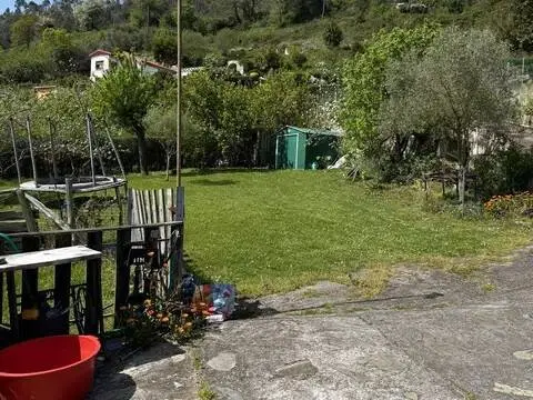 Chalet en calle Constante, 27