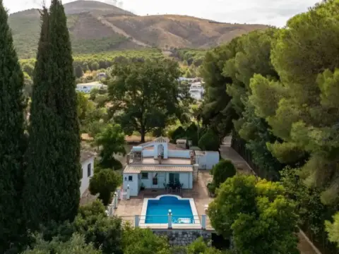 Casa rústica en Alhaurín el Grande