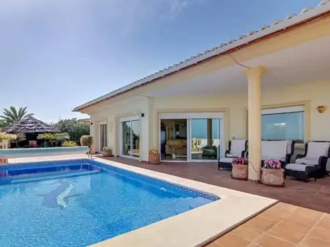 Chalet en Teulada