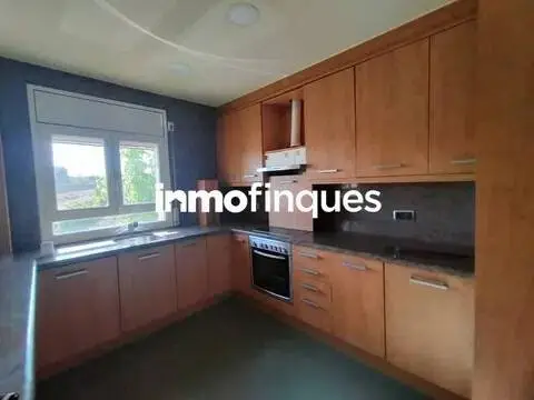 Casa adosada en calle Cr Santa Maria No Number