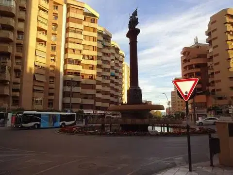 Local comercial en Avenida de Portugal