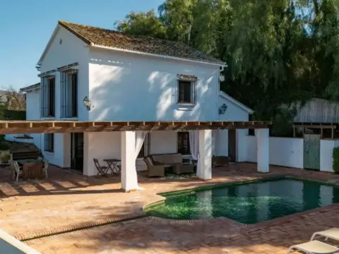 Casa rústica en Alhaurín el Grande
