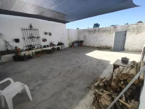 Chalet en Cortes de Baza