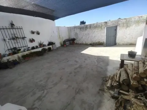 Chalet en Cortes de Baza