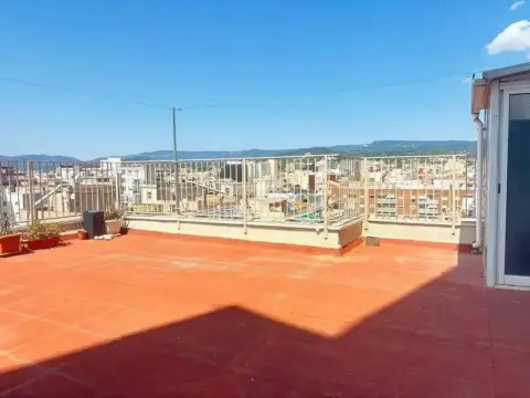 Ático en Plaça de la Pastoreta