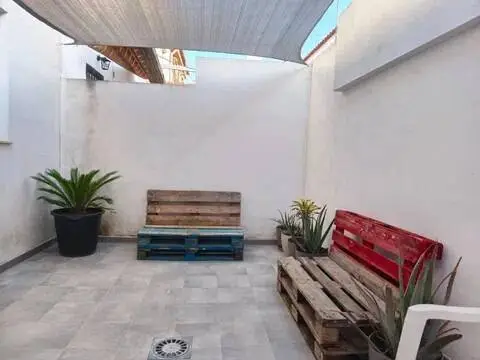 Casa adosada en Residencial Triana-Barrio Alto-Híjar