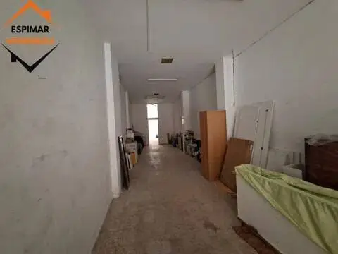 Local comercial en calle de Monegros