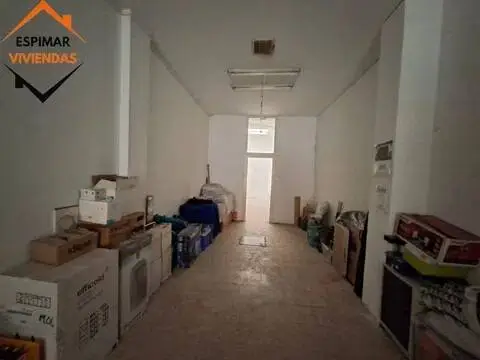 Local comercial en calle de Monegros