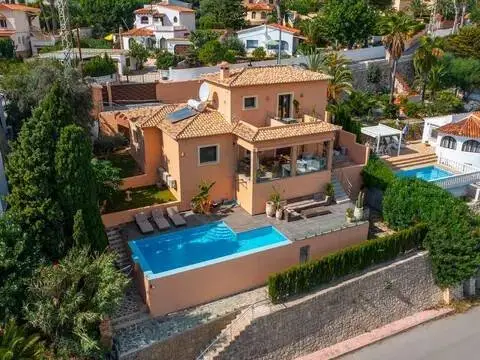 Chalet en Cala Advocat-Baladrar