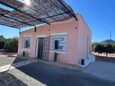 Casa rústica en Blanca