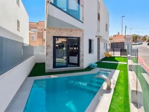 Chalet en Acequión-Los Naúfragos