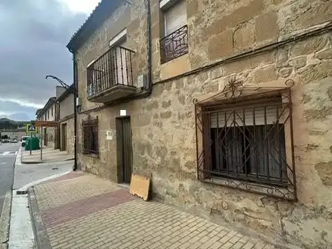 Chalet en Cuzcurrita de Río Tirón