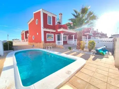 Chalet en Orihuela Costa