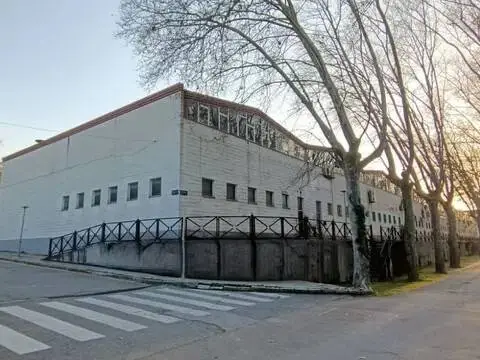 Nave industrial en El Puig