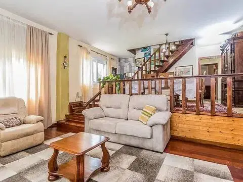 Chalet en calle Limodre, 4