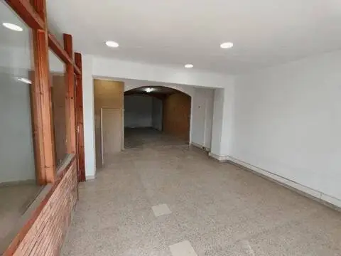 Local comercial en La Roca del Vallès