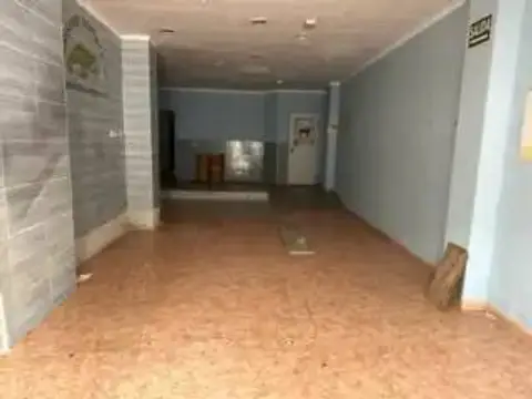 Local comercial en Avinguda de la Plana