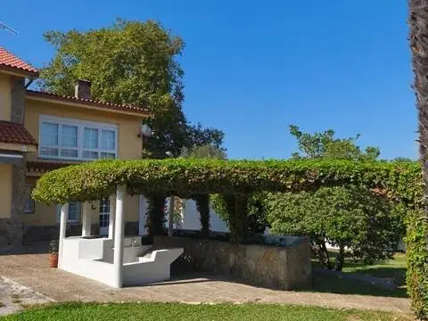 Chalet en Liáns-Porto de Santa Cruz