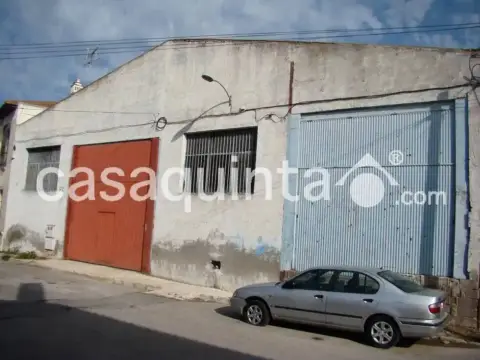 Nave industrial en Dolores