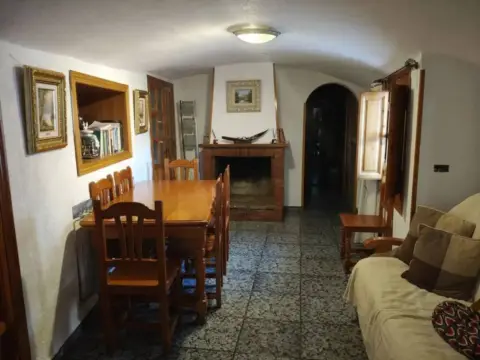 Chalet en Caniles