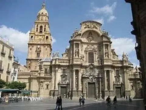 Local comercial en La Catedral