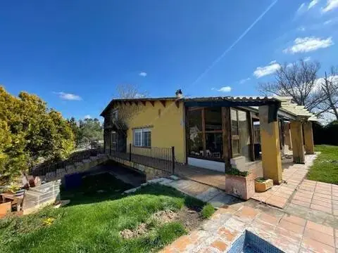Chalet en calle del Fresno