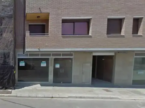 Local comercial en Travessera del Carme