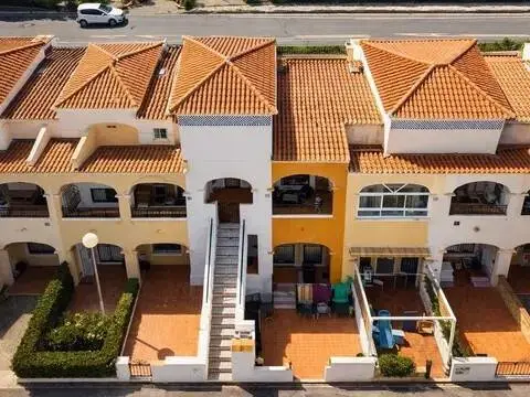 Piso en La Florida-La Chismosa-Los Altos