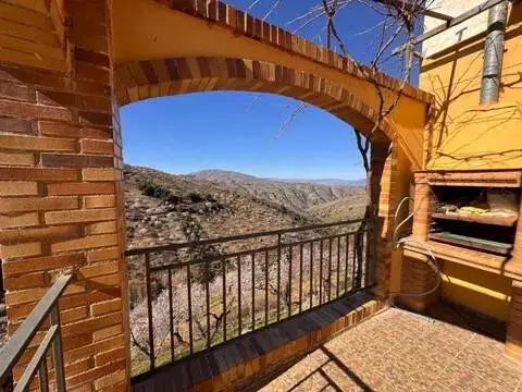 Casa rústica en Torvizcón
