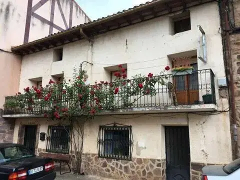 Chalet en Valgañón