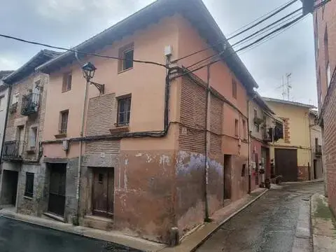 Chalet en Fuenmayor