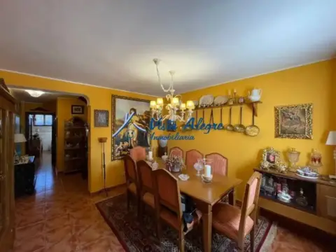 Chalet en Leiva