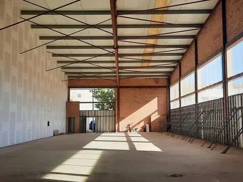 Nave industrial en Partides de Lleida