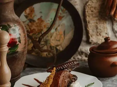 Local comercial en Pinares de Olletas-La Manía-Seminario