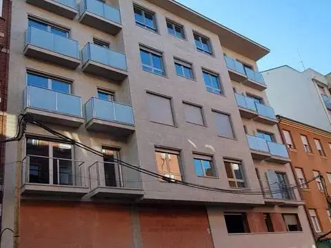 Local comercial en Avenida de Valdés